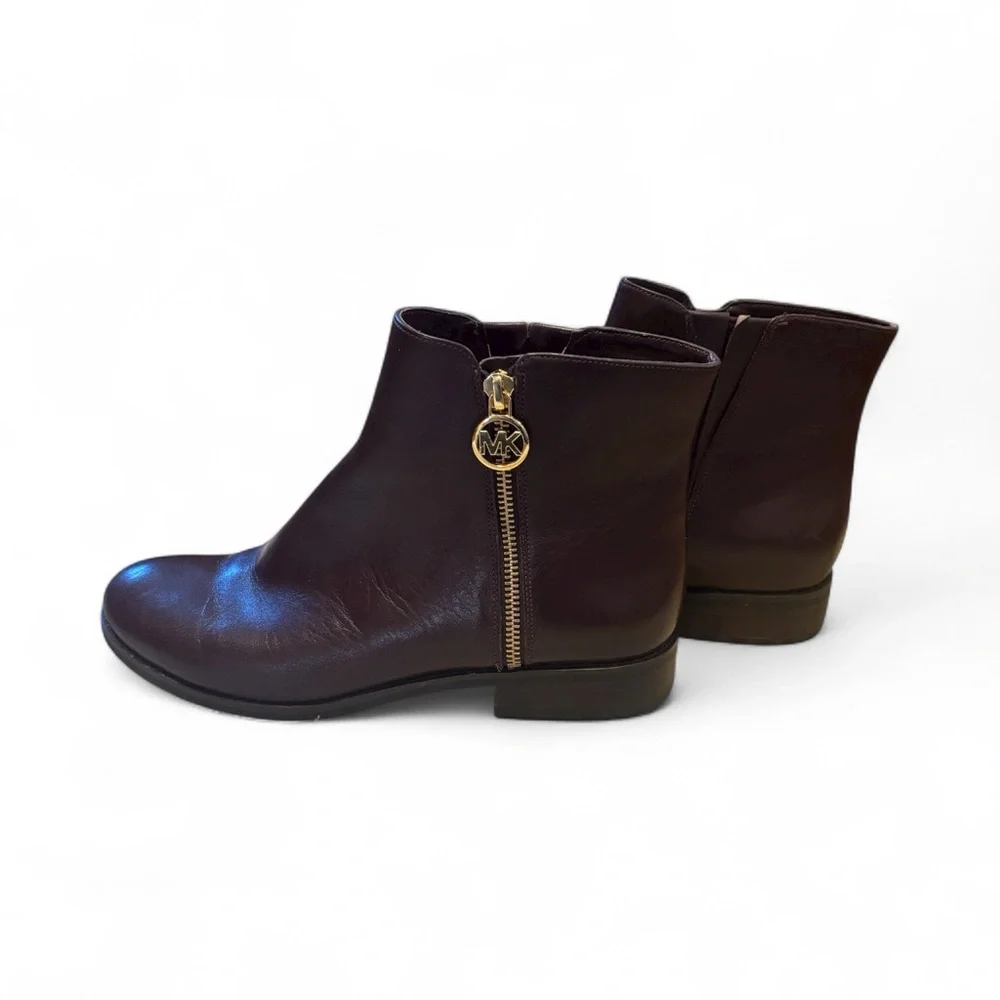 Michael Kors Dark Brown Lainy flat Ankle Booties with Gold Zipper Size 9